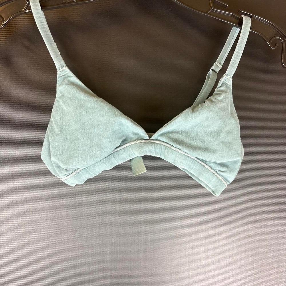 Skims NWT XXS Iris Mica (blue) Bralette